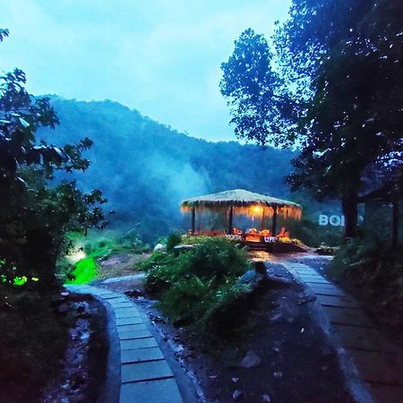 Holistic Stay Eco-Resort & Ayurvedic Retreat Paithalmala Eksteriør bilde