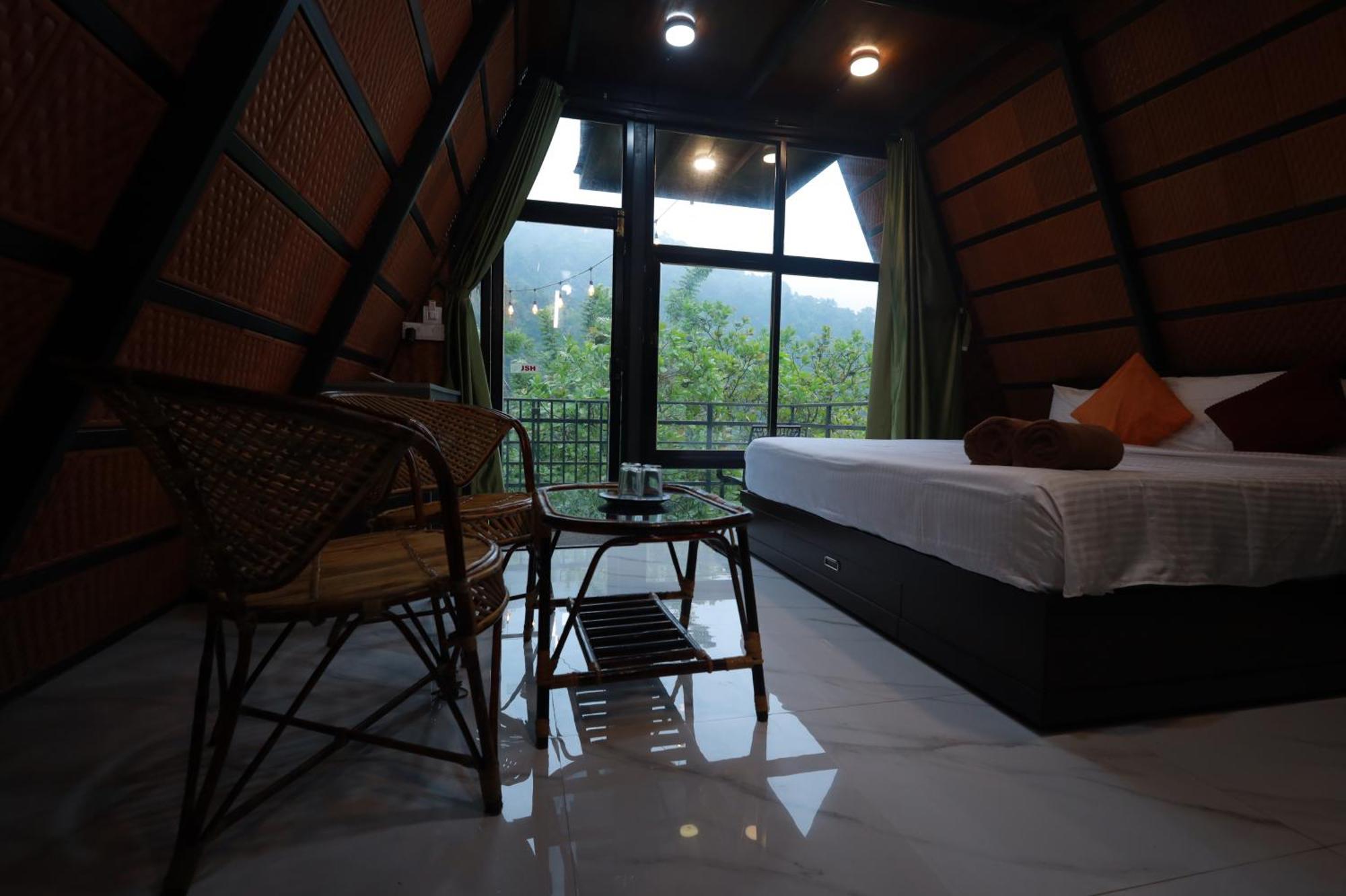 Holistic Stay Eco-Resort & Ayurvedic Retreat Paithalmala Eksteriør bilde