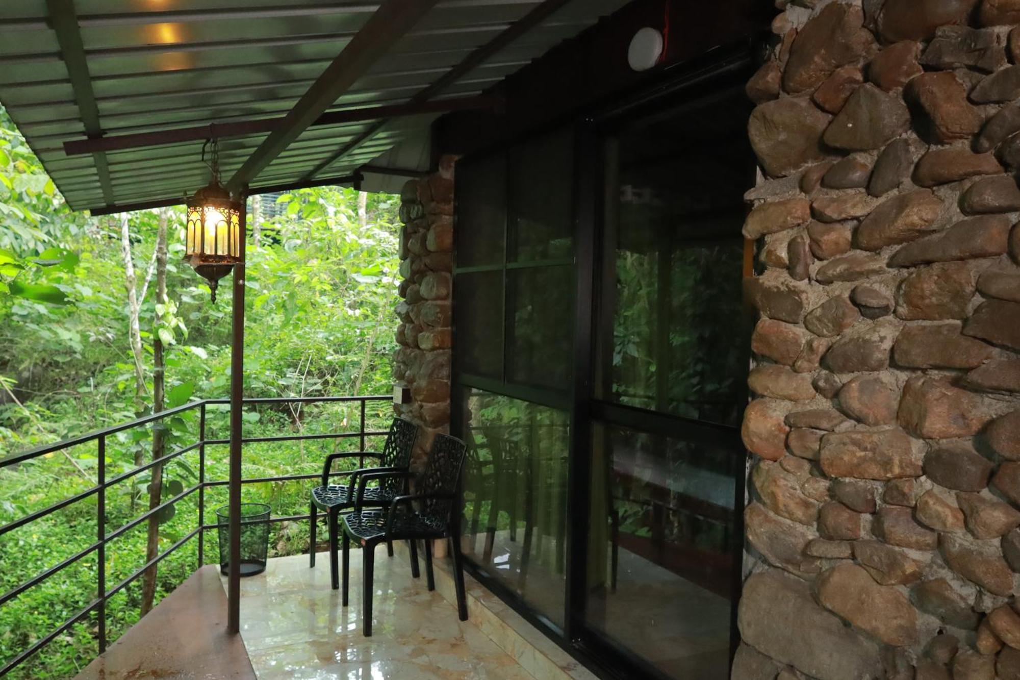 Holistic Stay Eco-Resort & Ayurvedic Retreat Paithalmala Eksteriør bilde