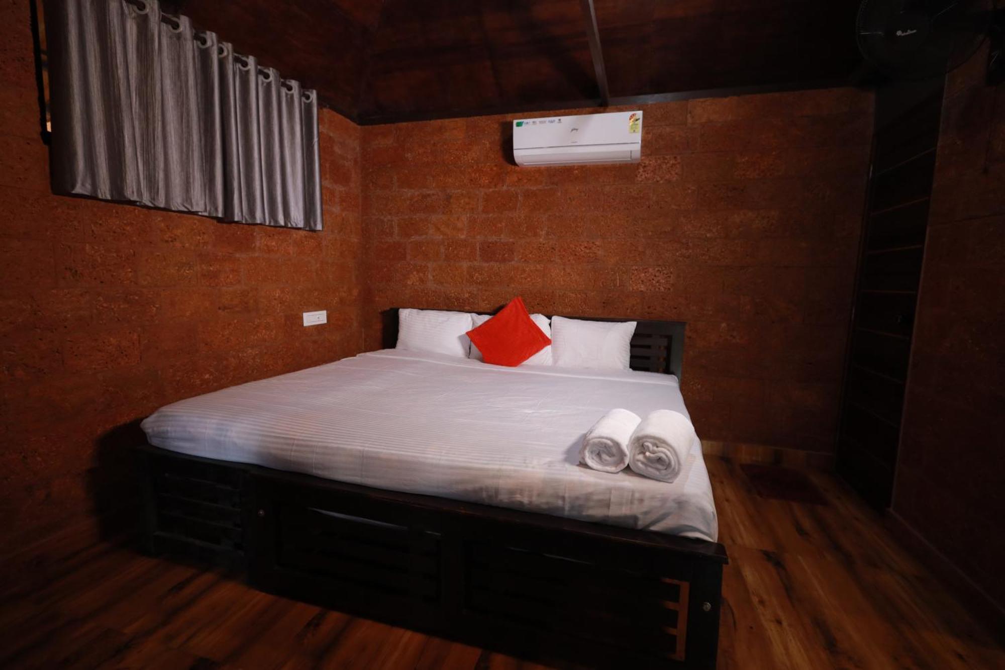 Holistic Stay Eco-Resort & Ayurvedic Retreat Paithalmala Eksteriør bilde