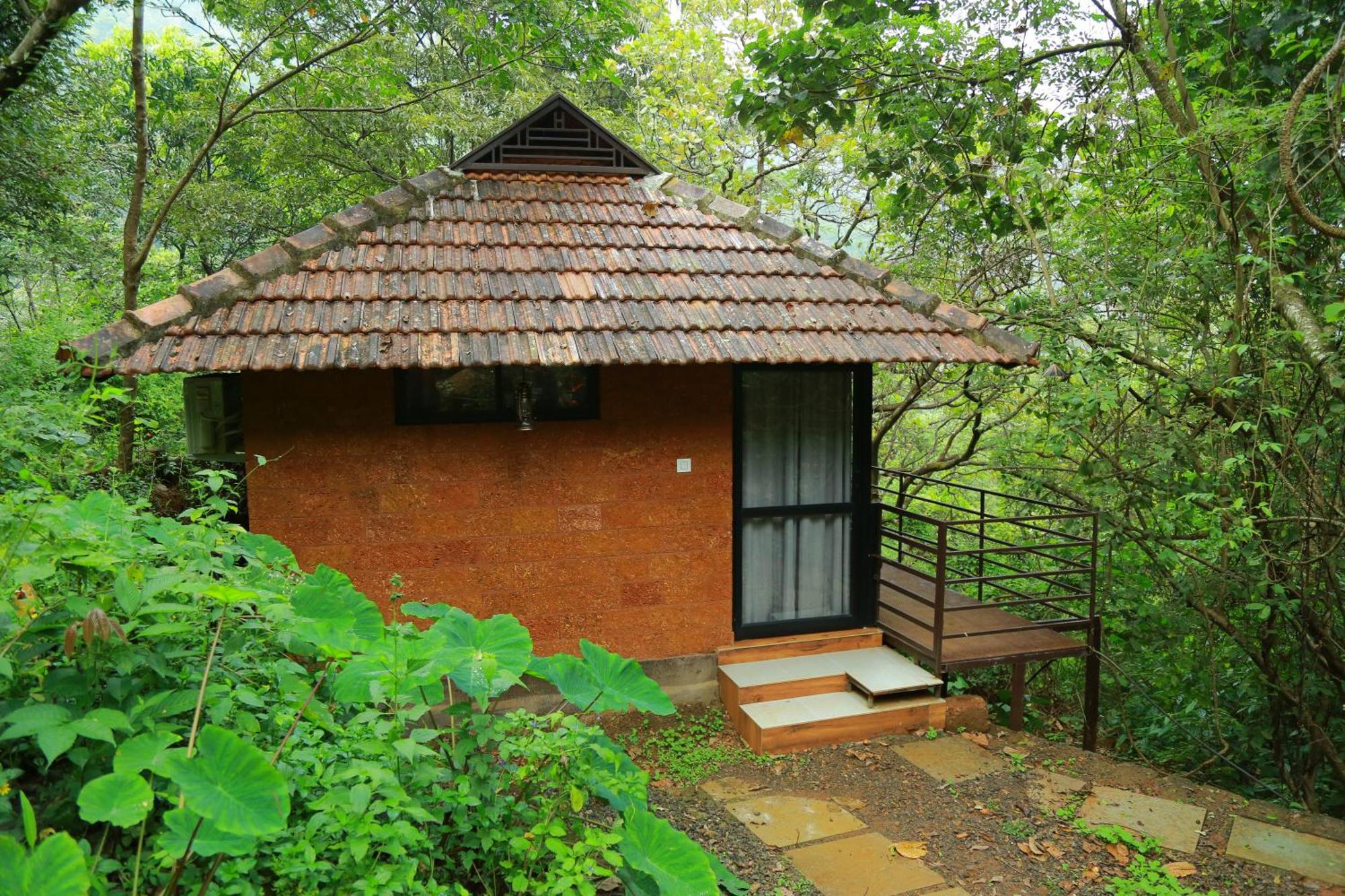 Holistic Stay Eco-Resort & Ayurvedic Retreat Paithalmala Eksteriør bilde