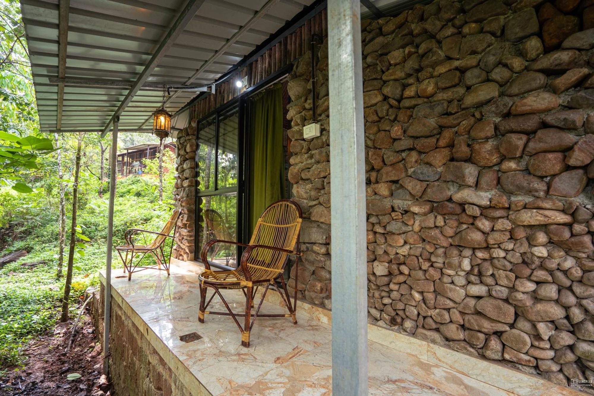 Holistic Stay Eco-Resort & Ayurvedic Retreat Paithalmala Eksteriør bilde